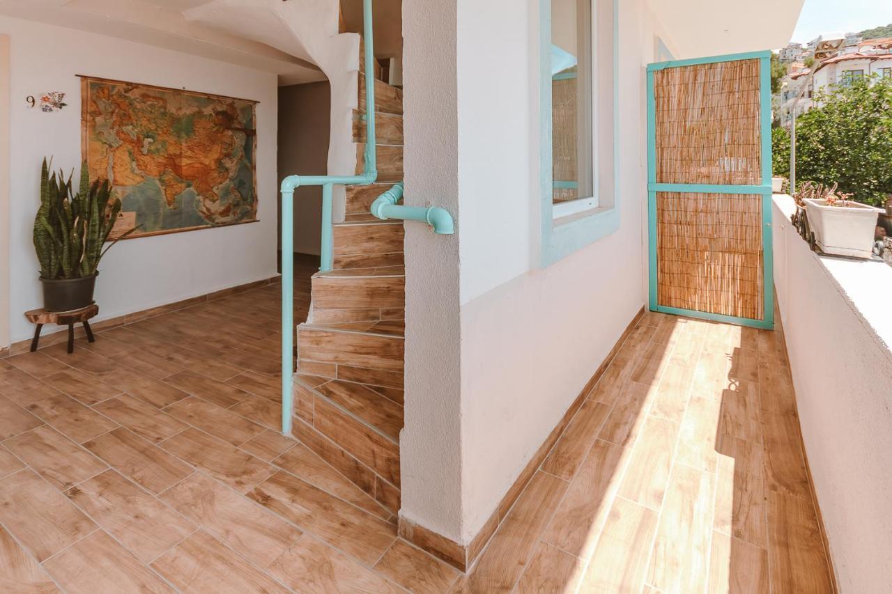 Kuytu Terrace Bed And Breakfast Каш Екстериор снимка