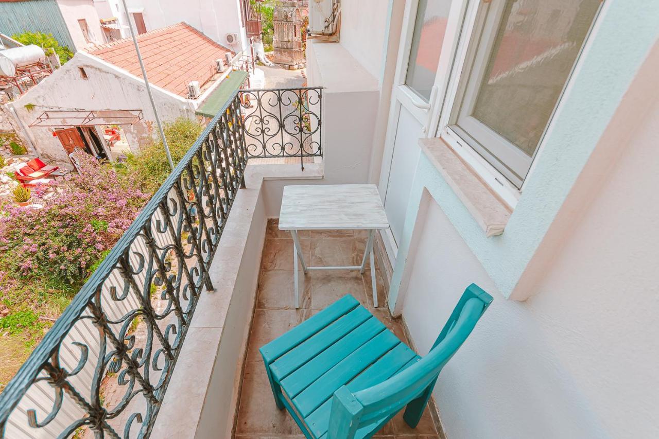 Kuytu Terrace Bed And Breakfast Каш Екстериор снимка