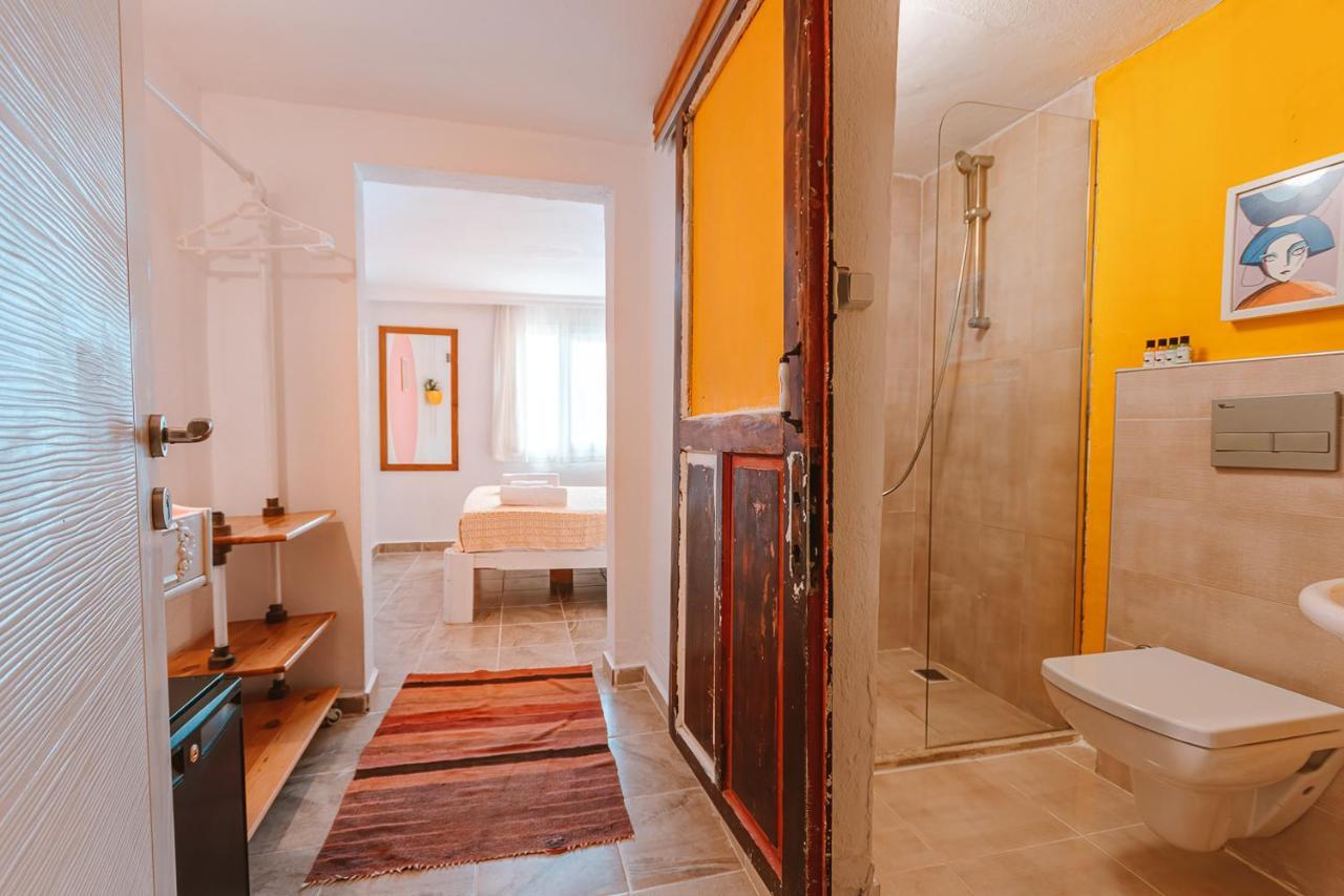 Kuytu Terrace Bed And Breakfast Каш Екстериор снимка