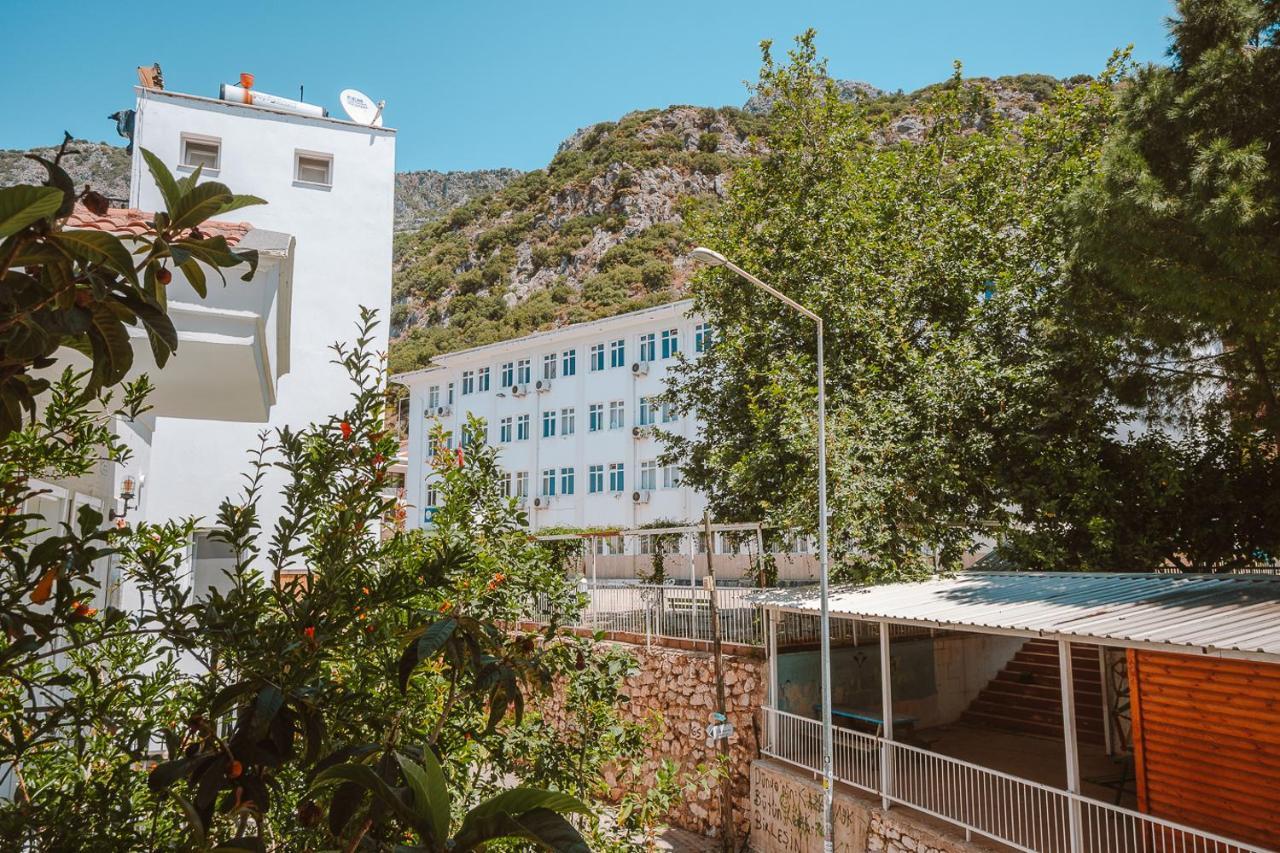 Kuytu Terrace Bed And Breakfast Каш Екстериор снимка