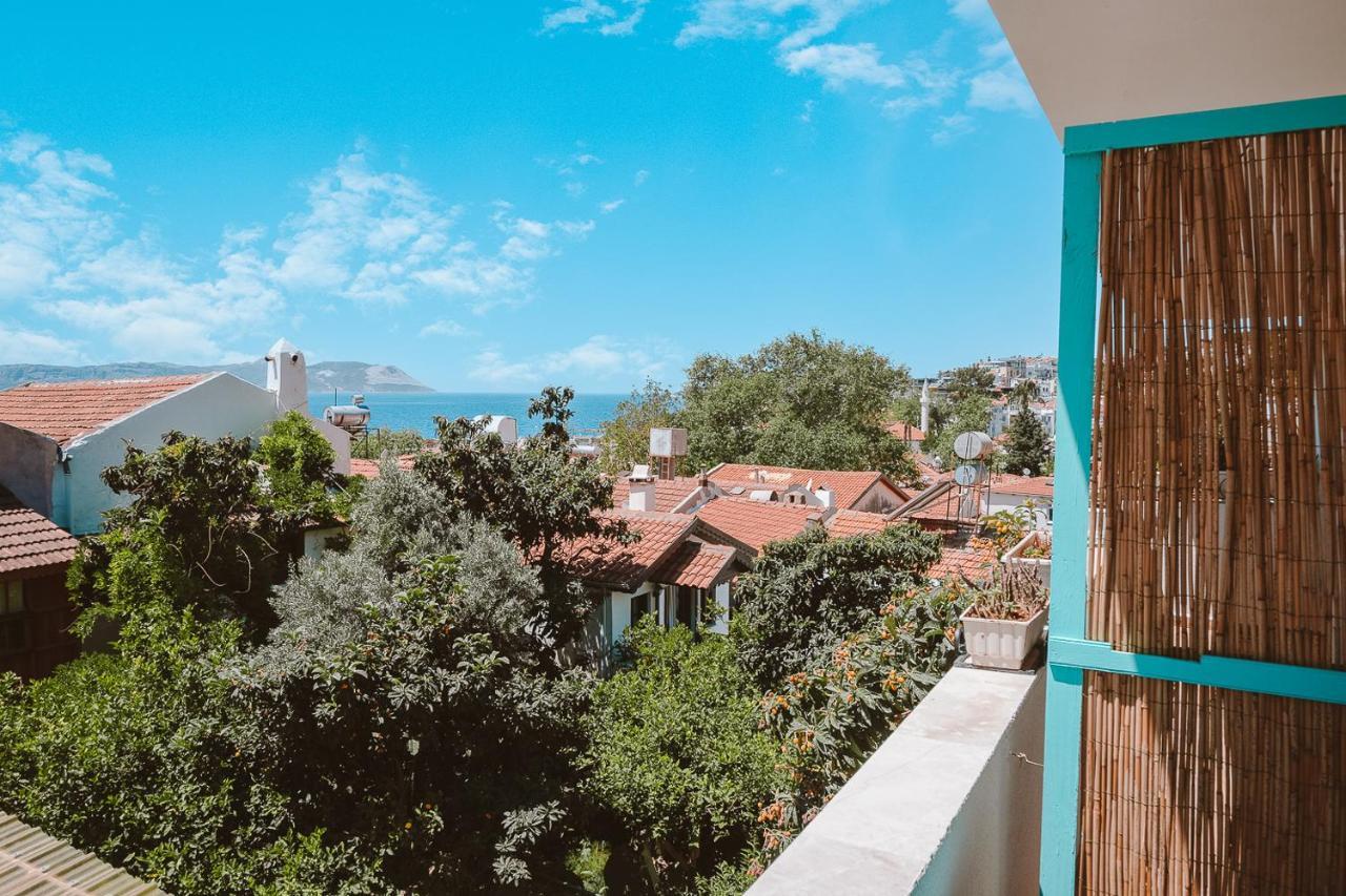 Kuytu Terrace Bed And Breakfast Каш Екстериор снимка